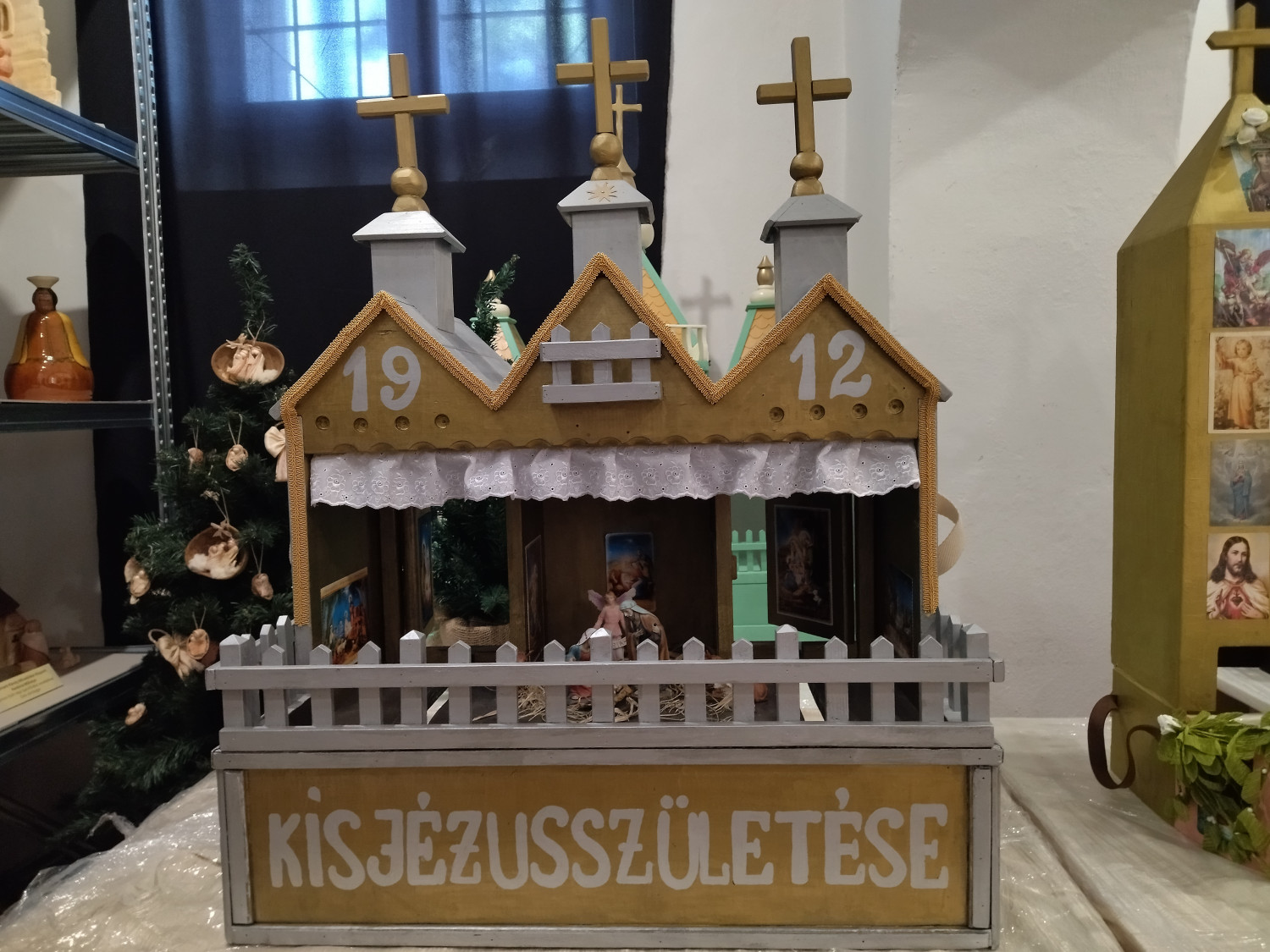 Artwork for Messzelátó