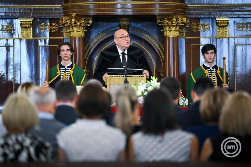 Megnyitották a református iskolák 2026-27-es tanévét.