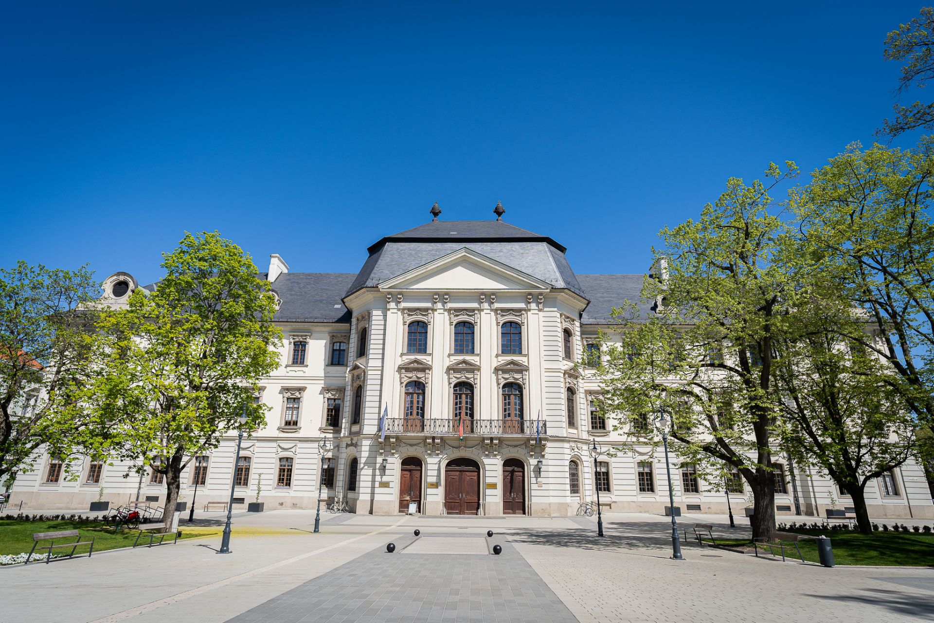 Több mint négyezer új hallgatóval indul a tanév az Eszterházy Károly Katolikus Egyetemen