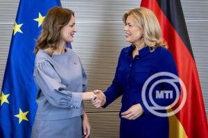 Forsthoffer Ágnes házelnök Berlinben tárgyalt