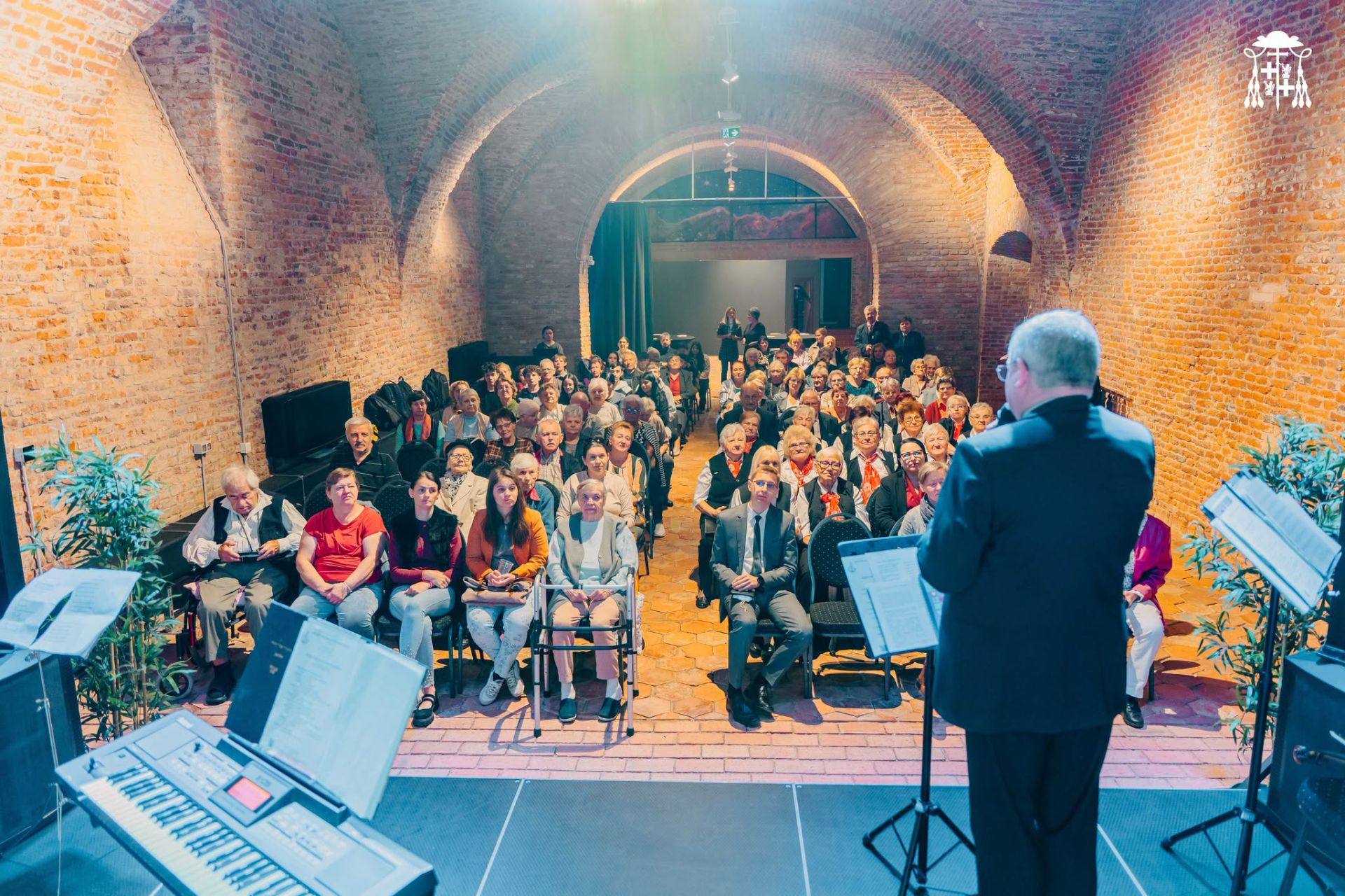 Az idősek értékeit méltatták az idősek világnapján Nagyváradon